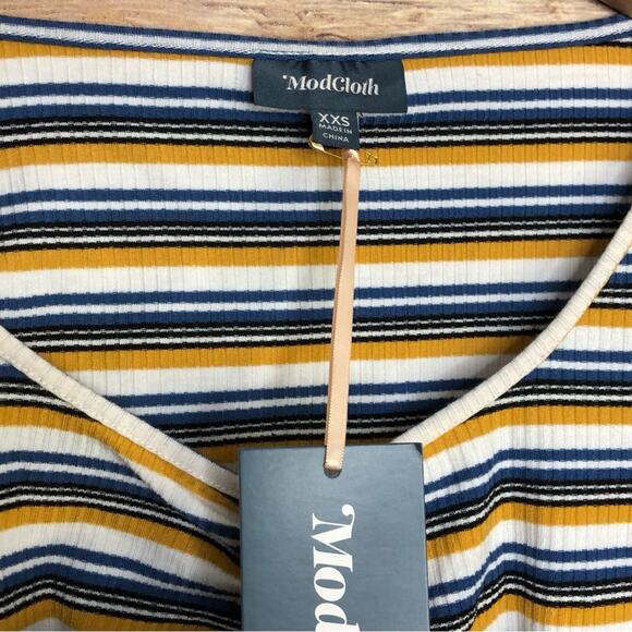 NWT ModCloth Ribbed Stripe Henley Top - Picture 4 of 8